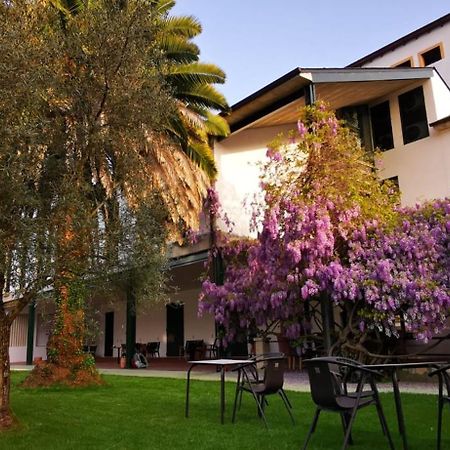 Vina Femita Hostel Villafranca Del Bierzo Bagian luar foto